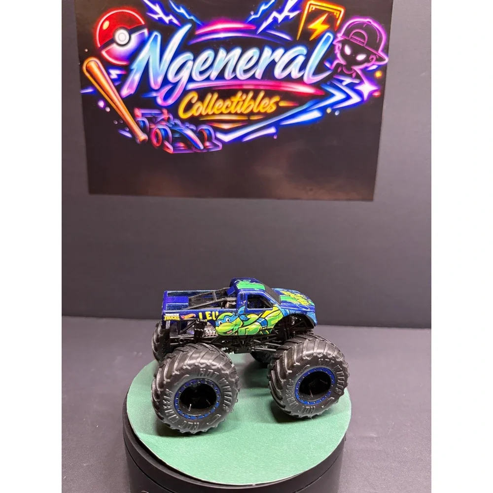 Hot Wheels Monster Jam TMNT Leonardo Blue Green Diecast Monster Truck 1:64 Leo
